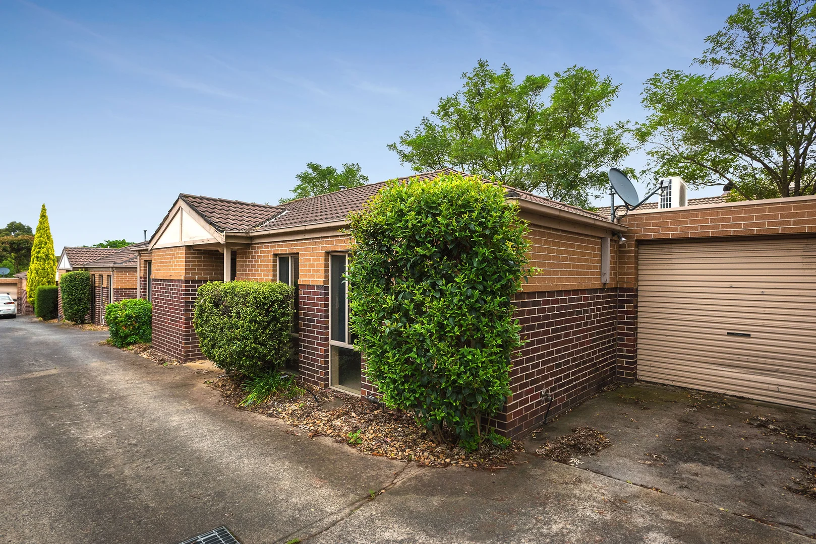 Additional image 5 of 2/10 Manoon Road, Clayton South VIC 3169
