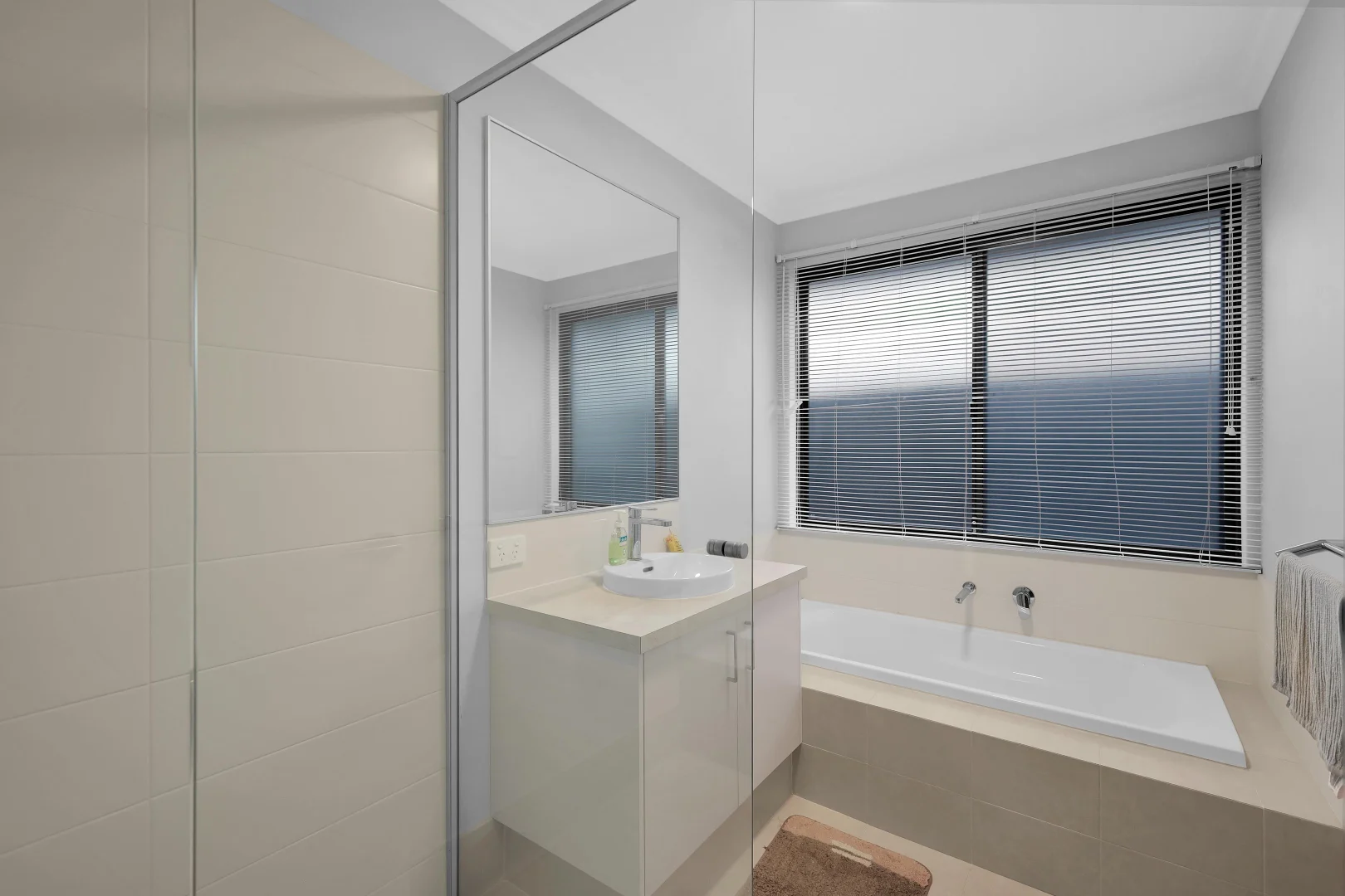 Additional image 11 of 25 Seacliff Approach, Madora Bay WA 6210