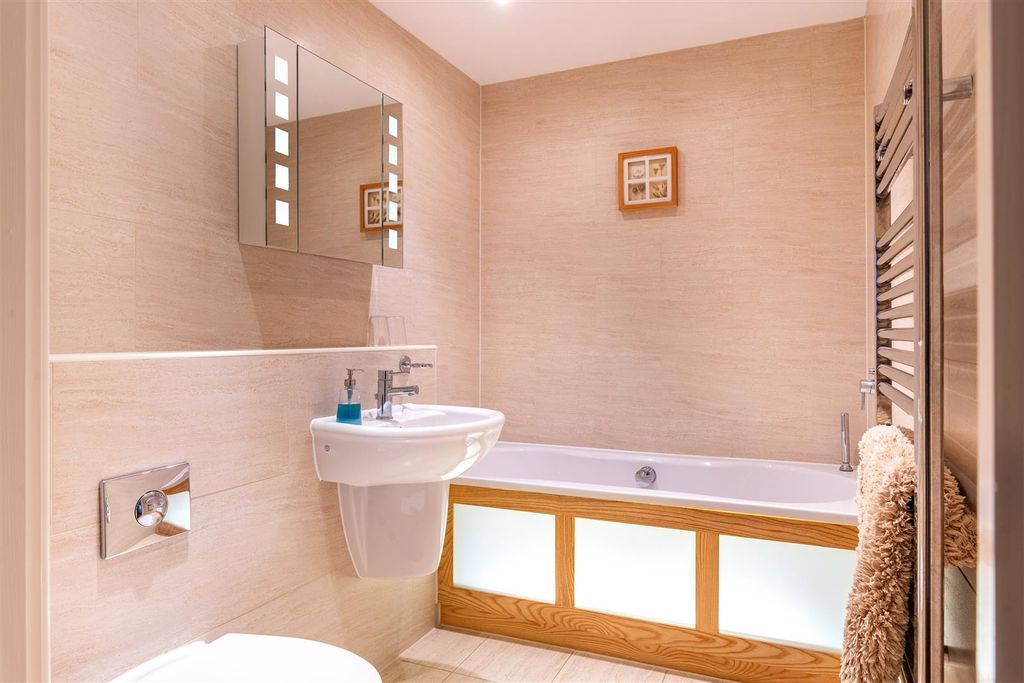 Additional image 7 of 2 bed flat for saleQuayside, West Bay, Bridport DT6