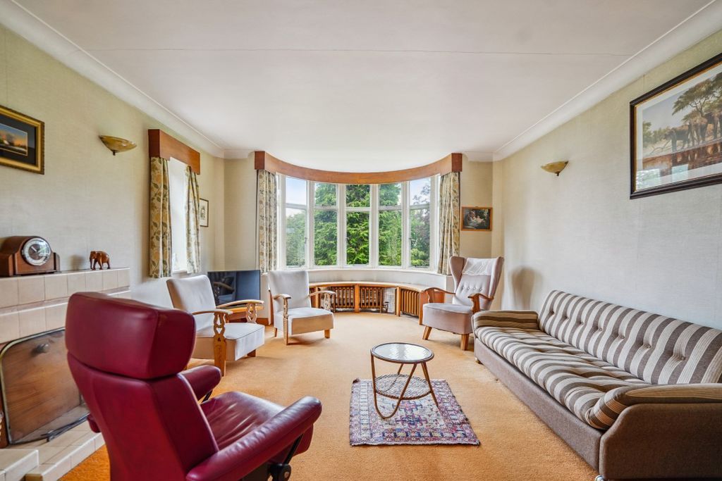 Additional image 4 of 4 bed detached house for saleBlind Lane, Bourne End SL8
