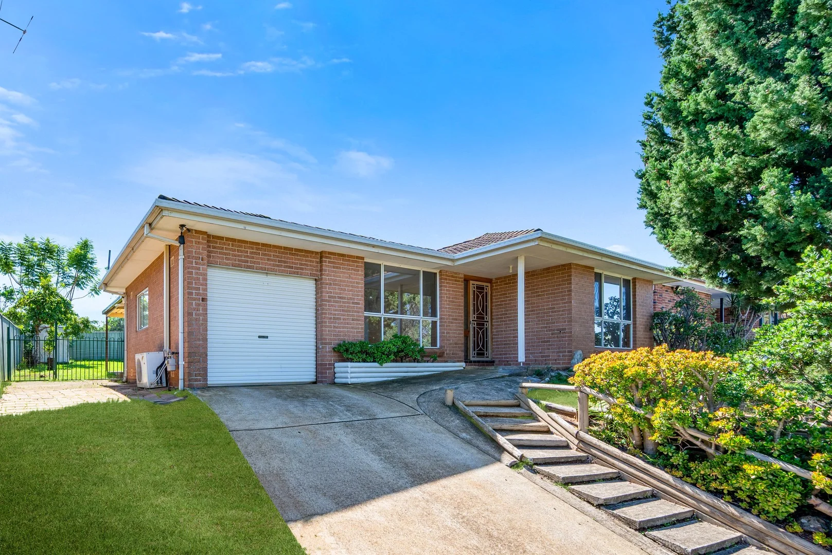 59 Chasselas Avenue, Eschol Park NSW 2558