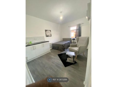 Stoney Stanton Road, Coventry CV6, Studio to rent