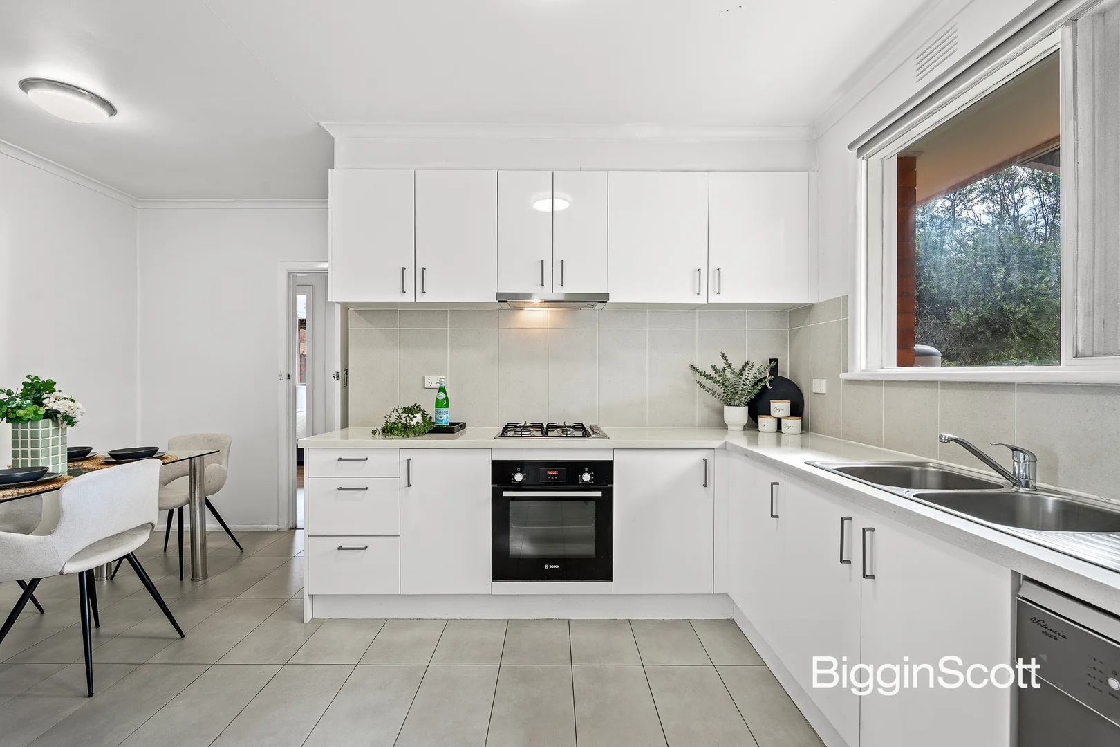 Additional image 5 of 1 Tamarisk Avenue, Glen Waverley VIC 3150