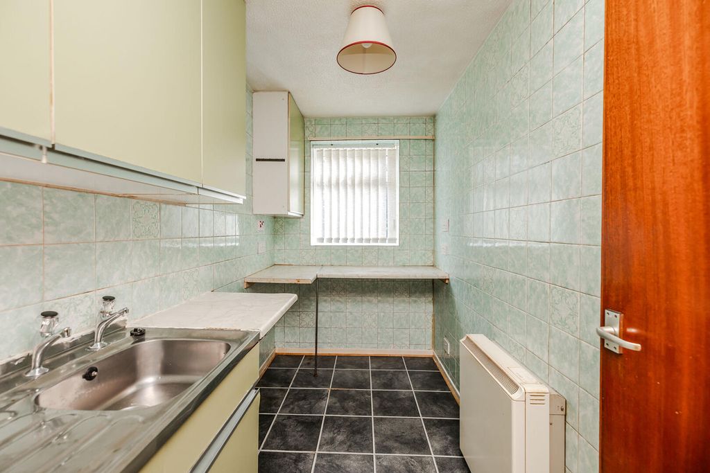 Additional image 9 of 1 bed flat for saleCrofton Way, Newcastle Upon Tyne NE15
