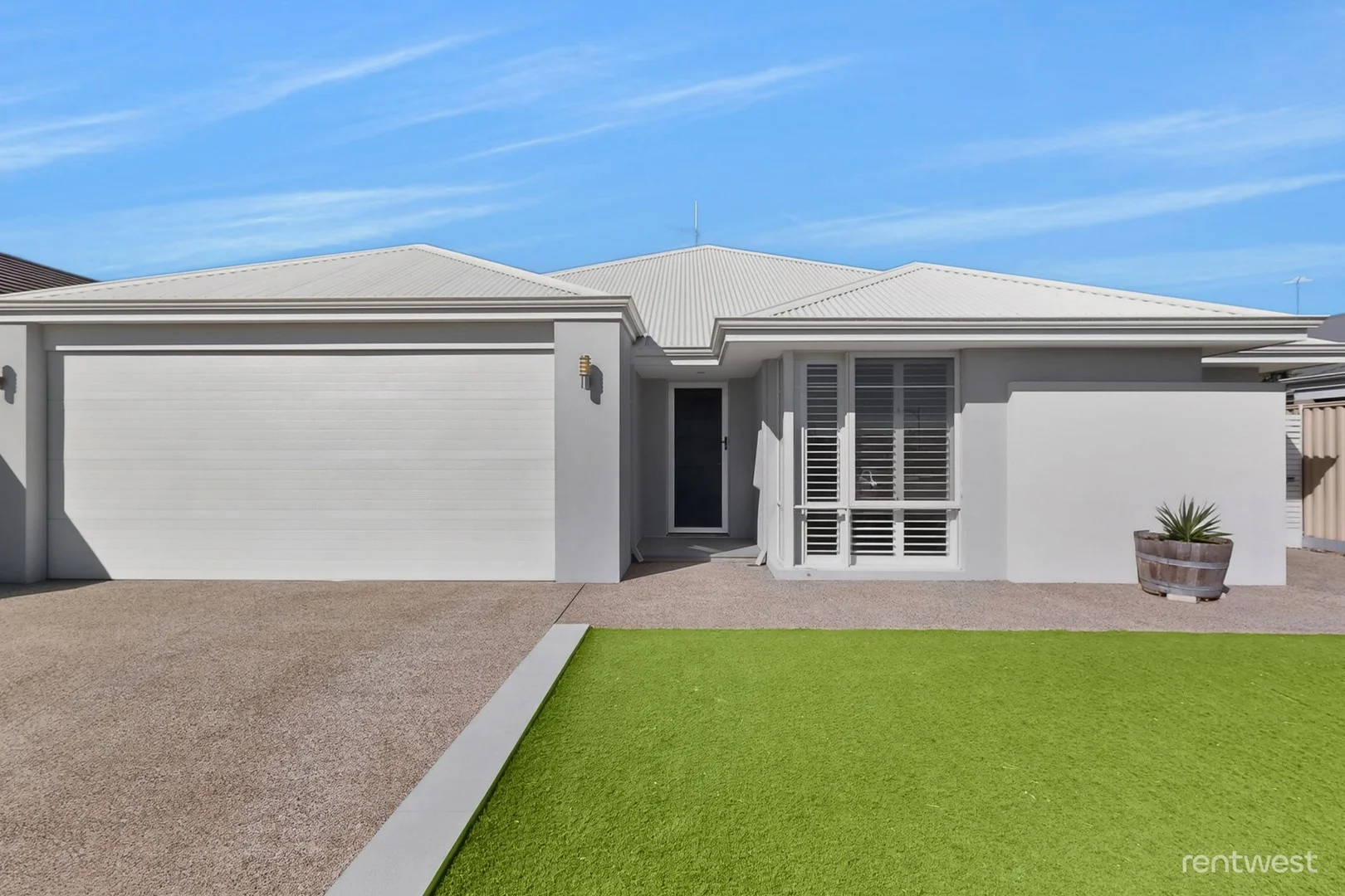 48 Sorrento Turn, Secret Harbour WA 6173