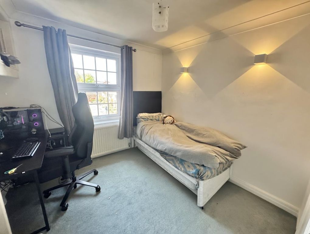 Additional image 8 of 3 bed flat for saleSandringham Court, Cavendish Mews, Wilmslow SK9