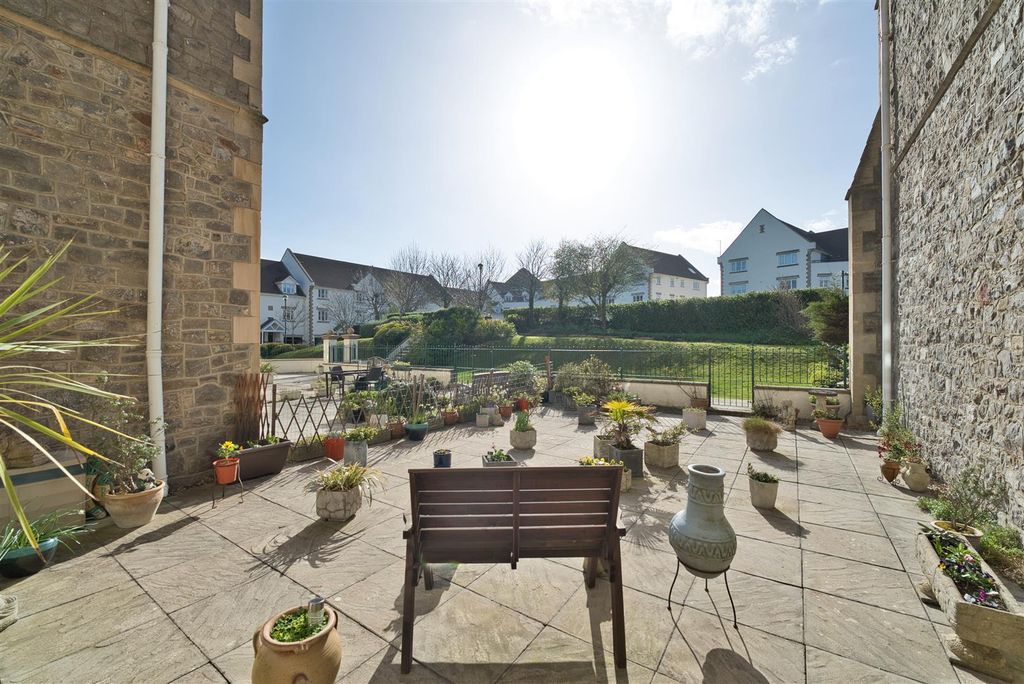 Additional image 17 of 2 bed flat for saleRoyal Sands, Weston-Super-Mare BS23