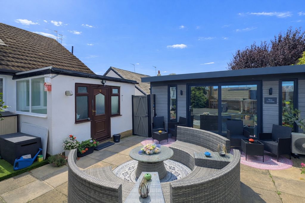 Additional image 3 of 2 bed semi-detached house for saleWood View Grove, Brighouse, West Yorkshire HD6