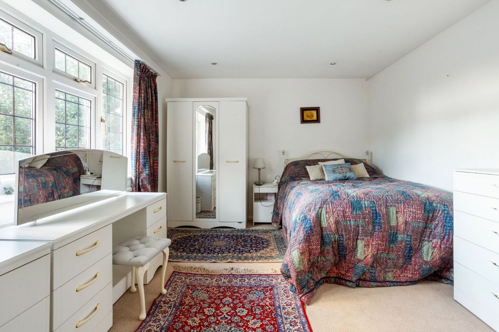 Additional image 13 of 6 bed country house for saleParsonage Lane, Farnham Common, Buckinghamshire SL2