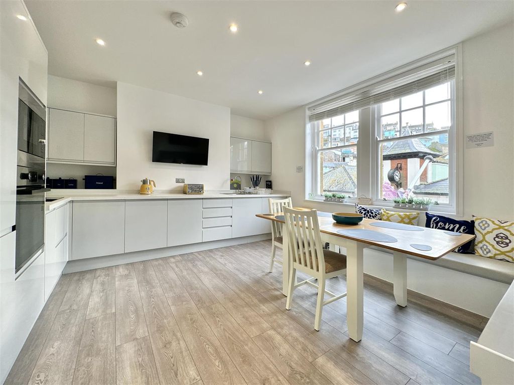 Additional image 2 of 2 bed flat for saleFore Street, Brixham TQ5
