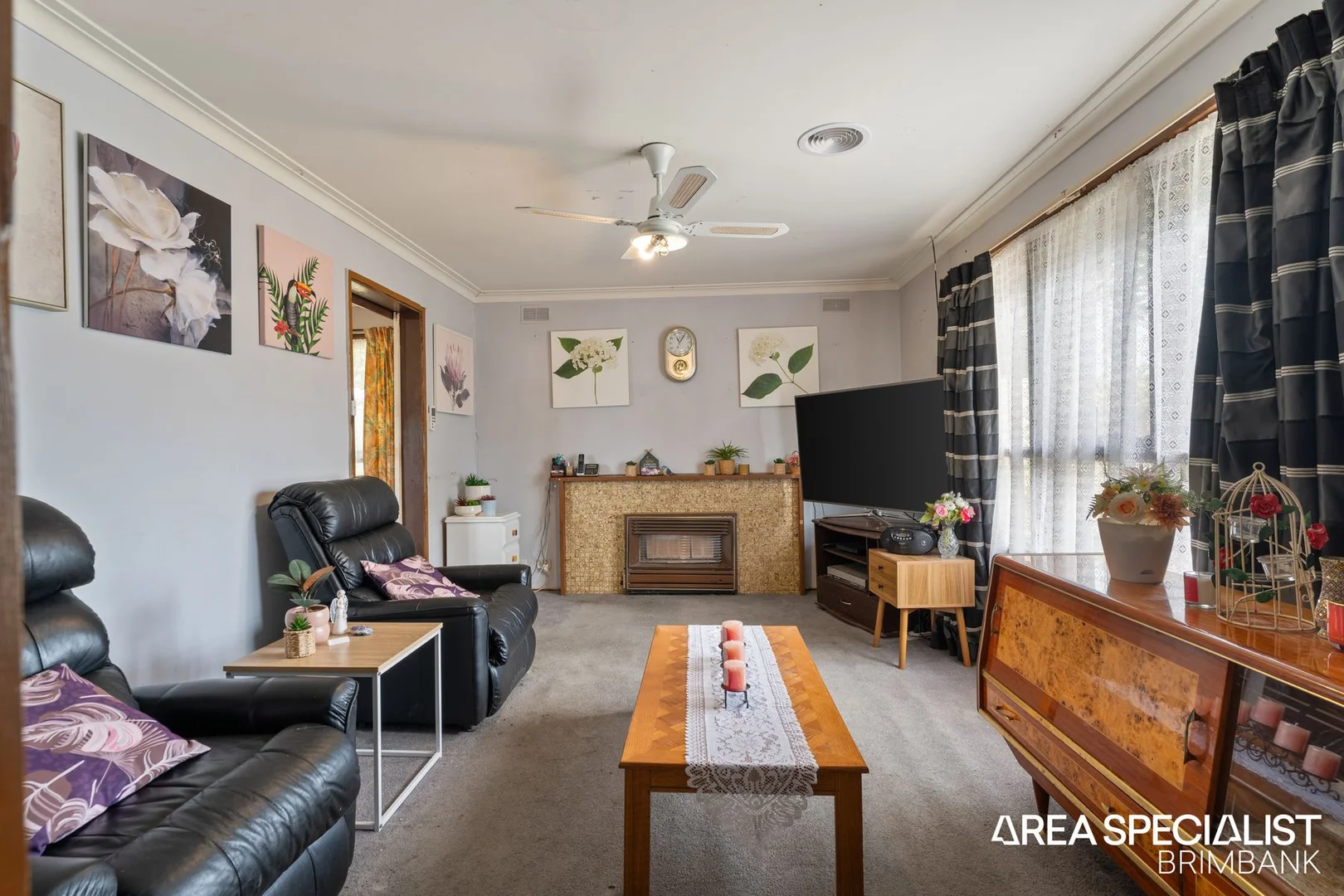 10 Phyllis Parade, Deer Park VIC 3023 photo 3