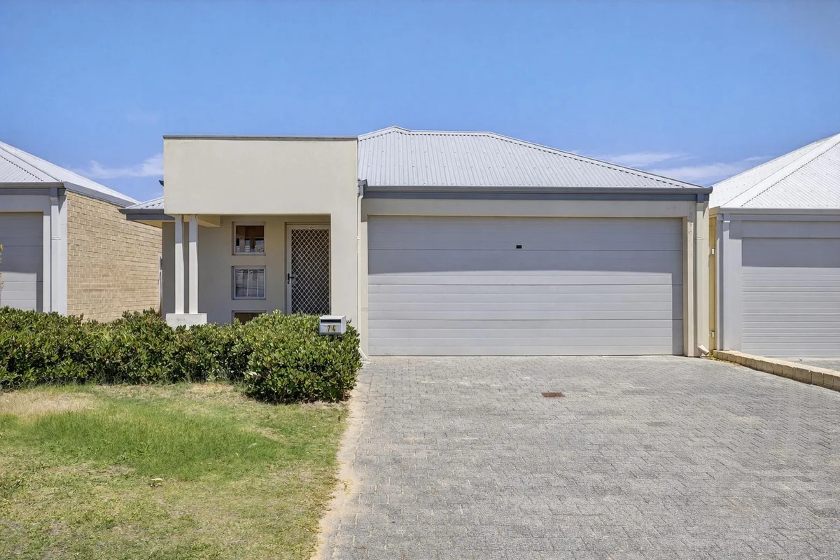 74 Adelong Avenue, Golden Bay WA 6174