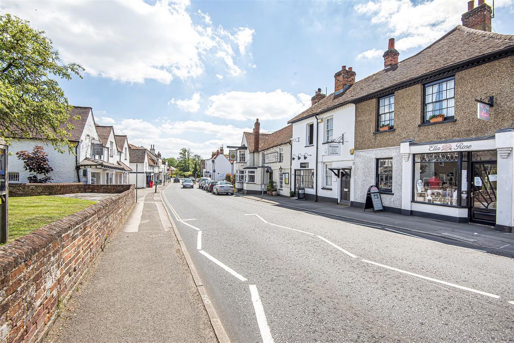 Additional image 12 of 2 bed flat for saleHigh Street, Chobham, Woking GU24