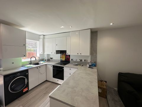 Thames Circle, Canary Wharf, London E14