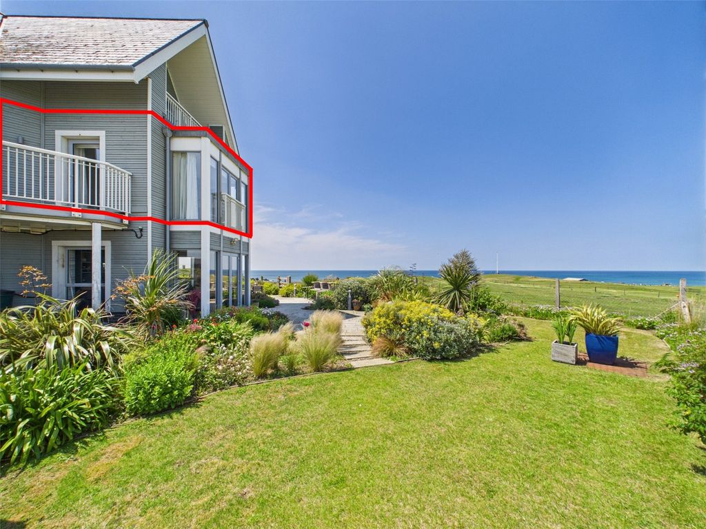 2 bed flat for saleCrooklets Road, Bude, Cornwall EX23