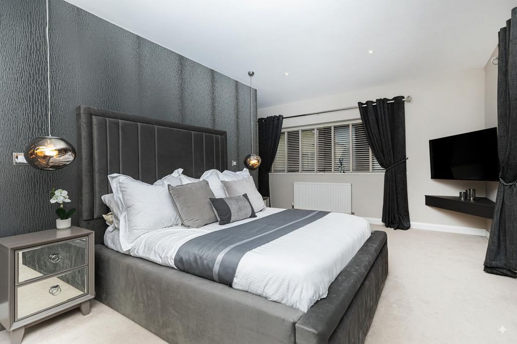 Additional image 21 of 5 bed detached house for saleThe Beeches, Birkenshaw, Bradford BD11