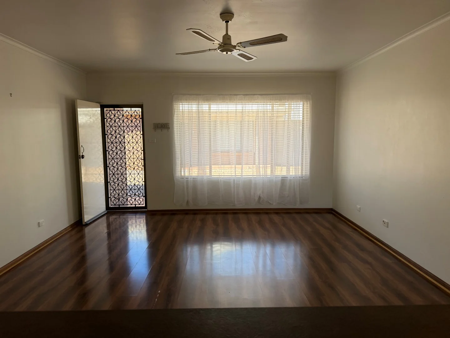 Additional image 3 of 1/10-12 Ellis Ave, Morphett Vale SA 5162