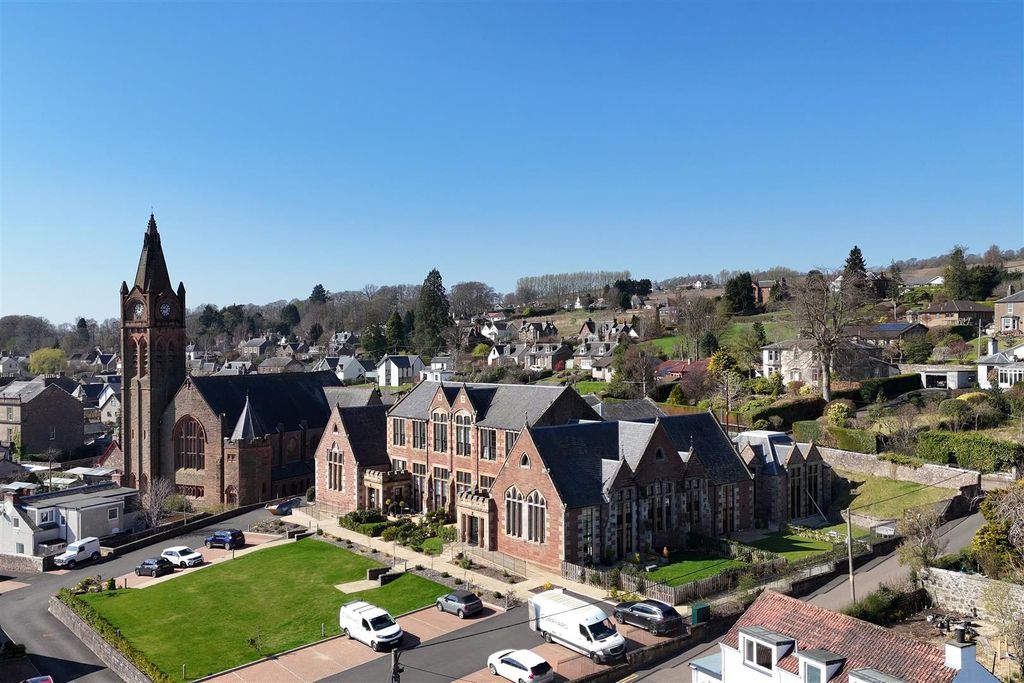 Additional image 17 of 3 bed property for sale14 Old School Apartments, Upper Allan Street, Blairgowrie PH10
