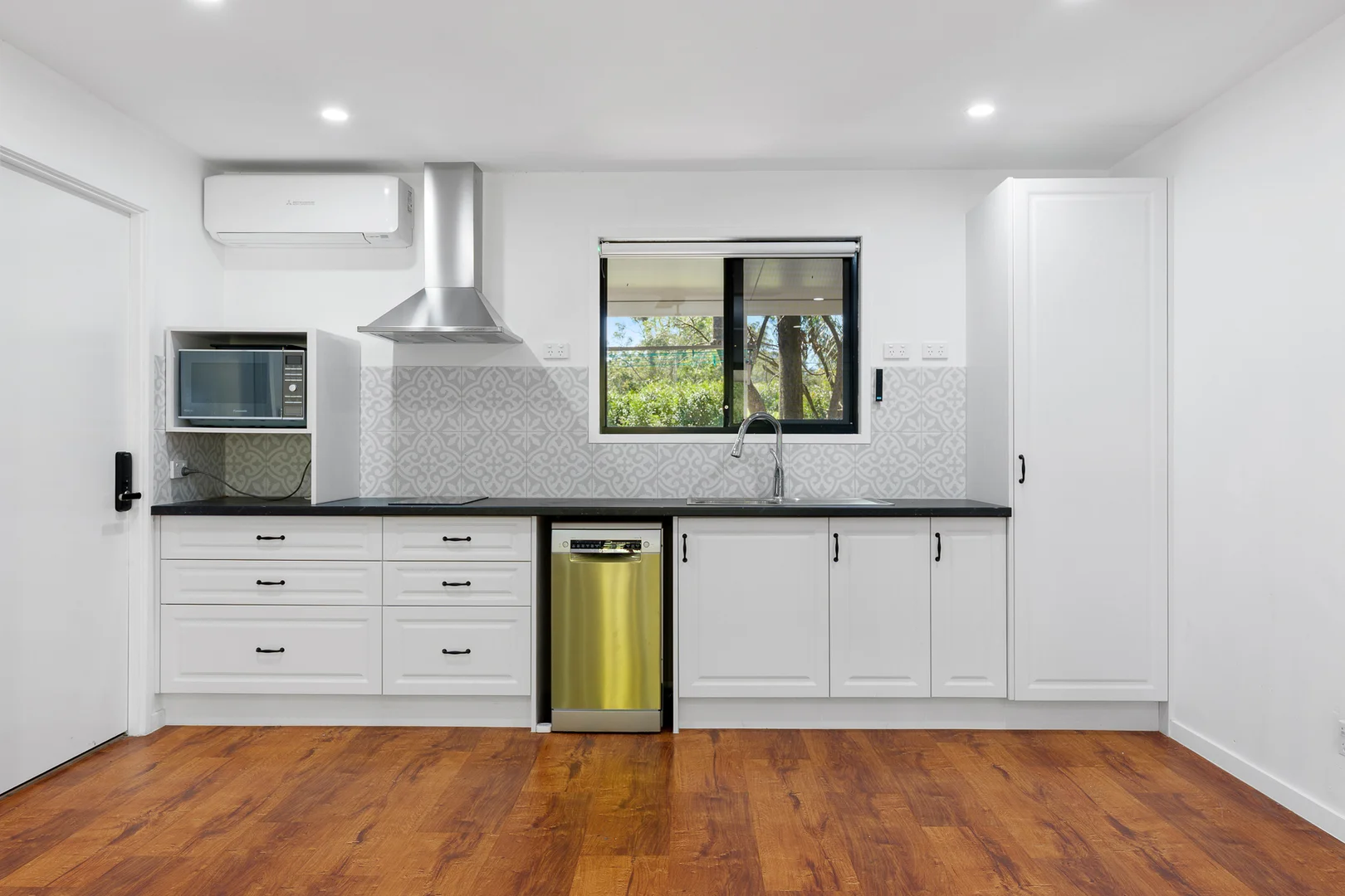 Additional image 6 of 4A Petrel Court, Thornlands QLD 4164