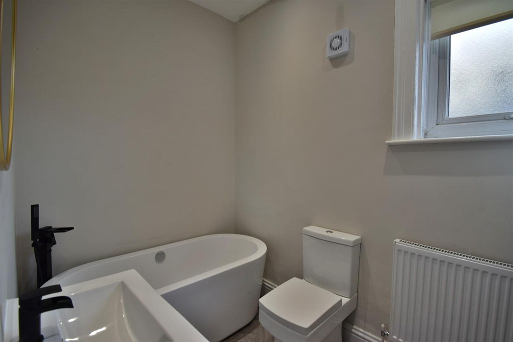 Additional image 3 of 2 bed flat for saleBelle Vue Crescent, South Shields NE33