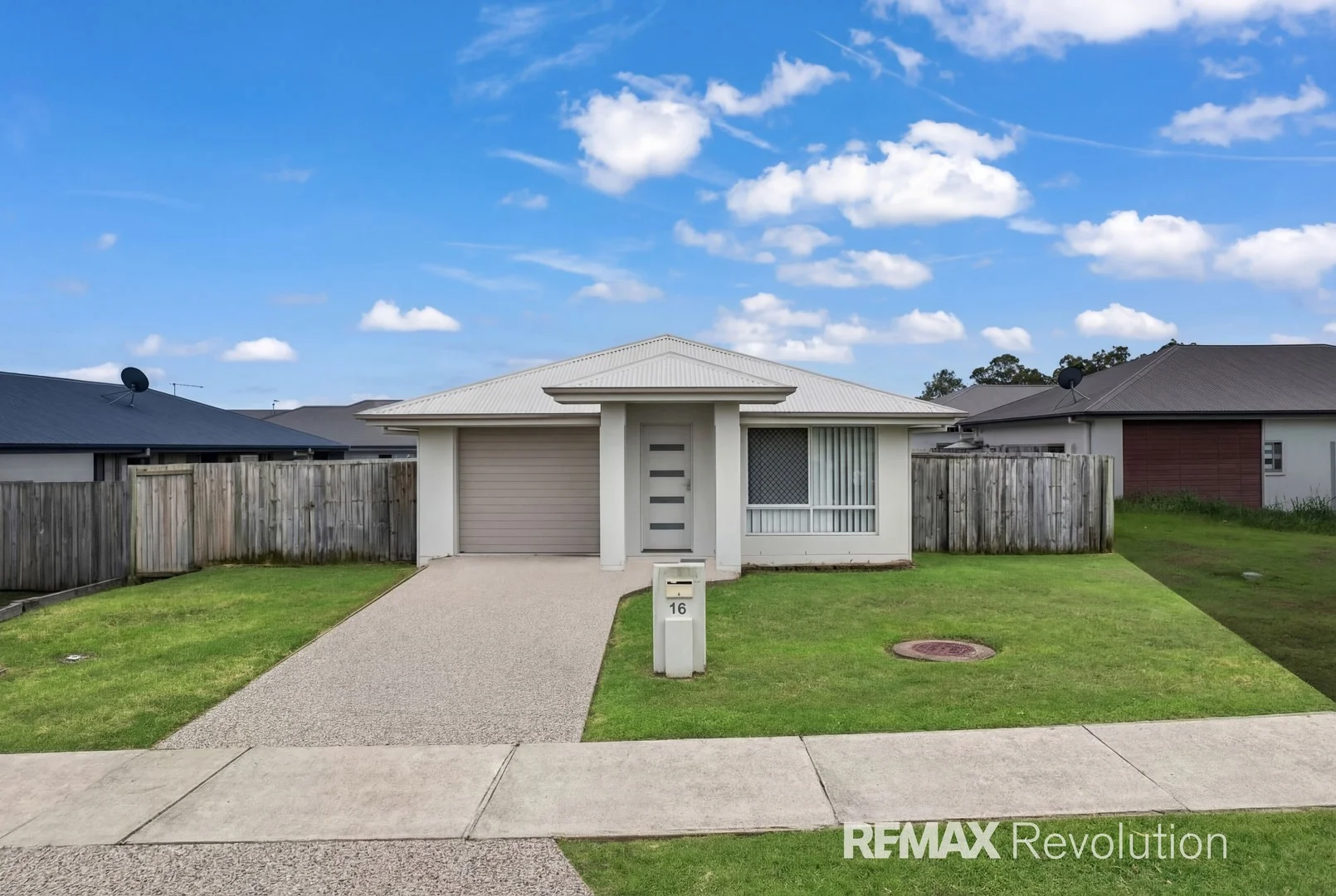 16 Mark Winter Court, Bellbird Park QLD 4300