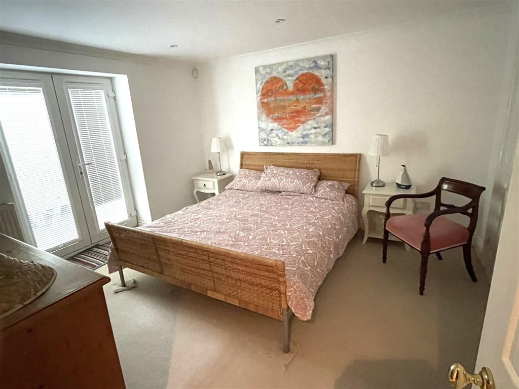 Additional image 10 of 3 bed flat for saleVictoria Parade, Broadstairs CT10