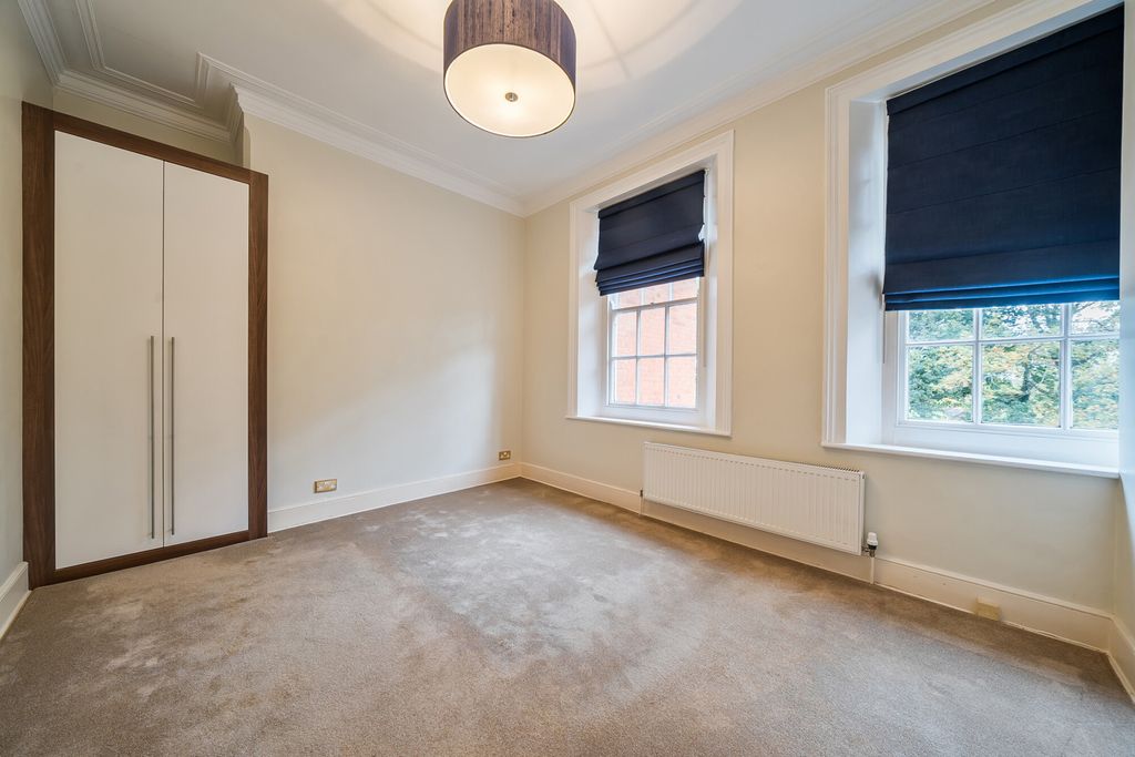 Additional image 6 of 3 bed flat for saleMavelstone Road, Bromley BR1