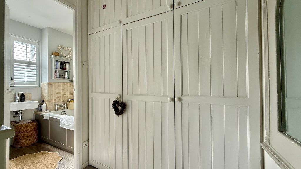 Additional image 13 of 1 bed property for saleSpartina Drive, Lymington SO41
