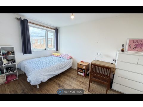 Portia Way, London E3, Room to rent