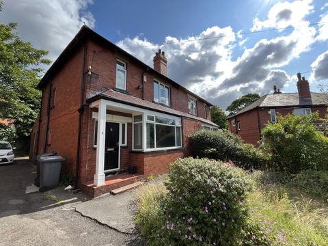 Headingley Crescent, Headingley, Leeds LS6