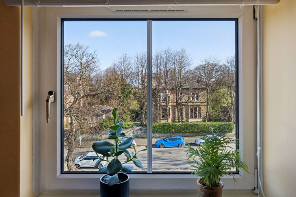 Additional image 18 of 3 bed flat for sale4 Knowehead Terrace, Flat 2/1, Pollokshields, Glasgow G41