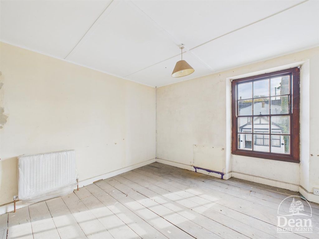 Additional image 10 of 3 bed cottage for saleChurch Square, Blakeney GL15