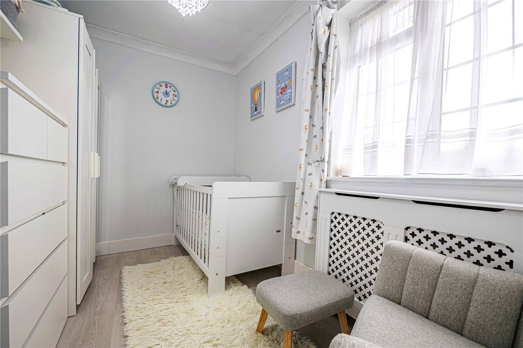 Additional image 18 of 4 bed semi-detached house for saleTheobald Street, Borehamwood, Hertfordshire WD6