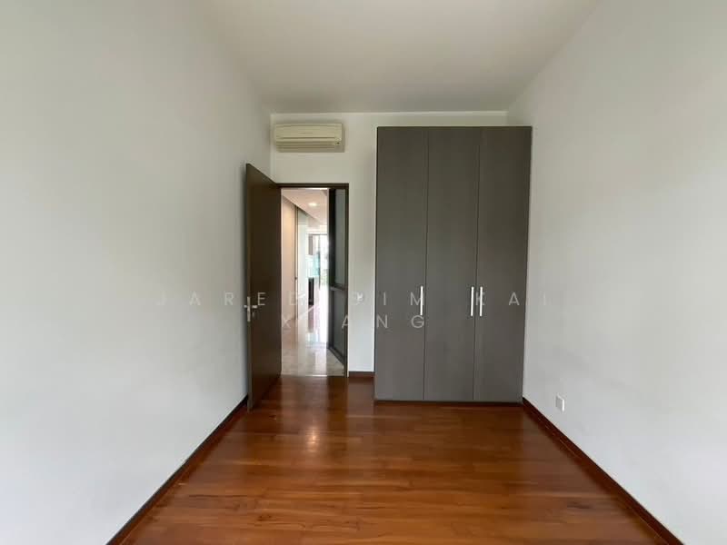 102 Duchess Avenue photo 3