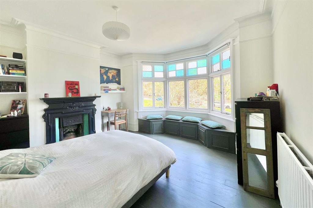 Additional image 24 of 6 bed detached house for saleSurrenden Road, Brighton BN1