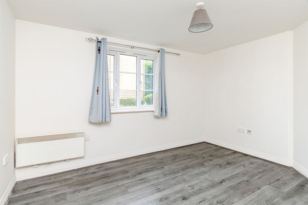 Additional image 9 of 2 bed flat for saleNewland Gardens, Hertford SG13