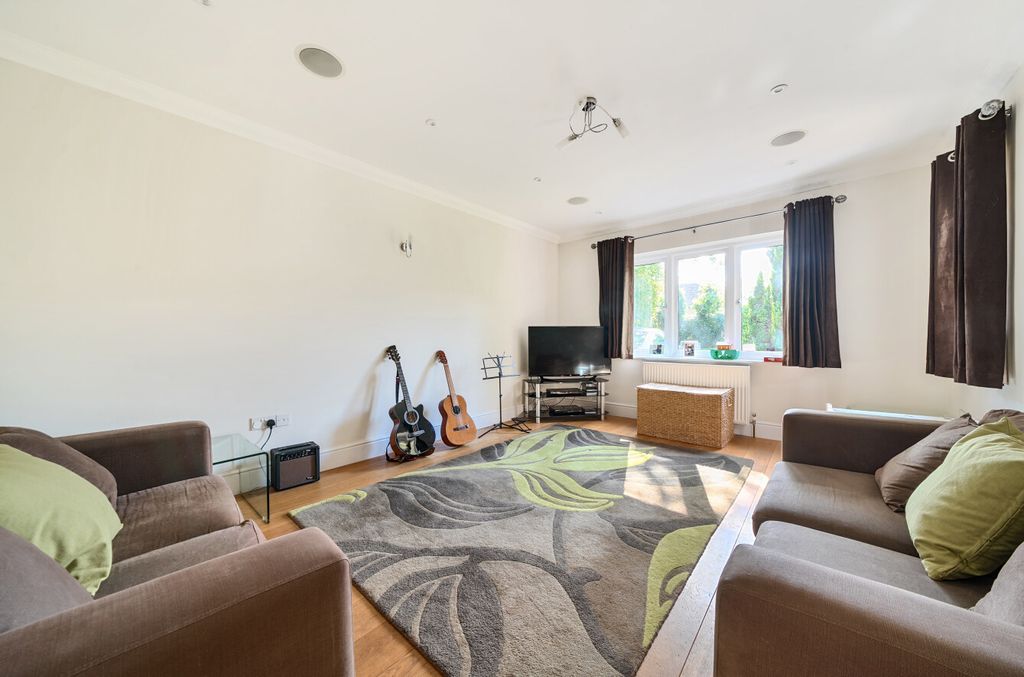 Additional image 17 of 5 bed detached house for saleBarnet Wood Road, Hayes, Bromley, Kent BR2