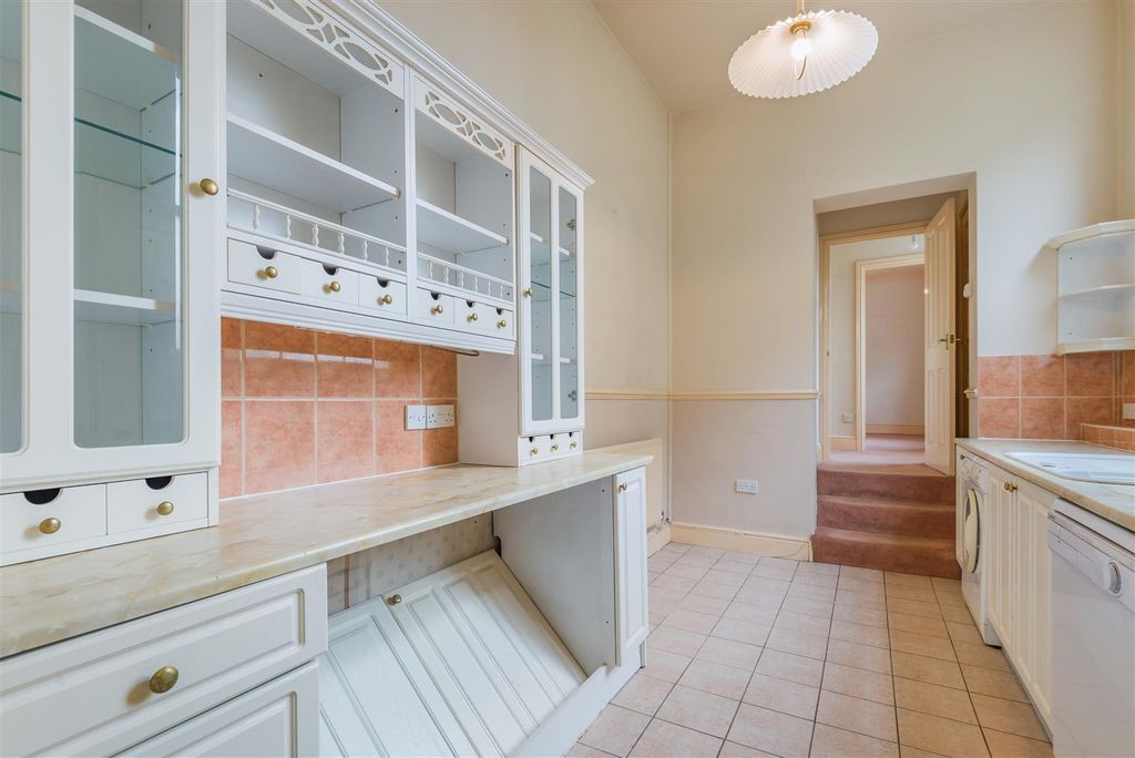 Additional image 7 of 1 bed flat for saleHigh Street, Newnham GL14
