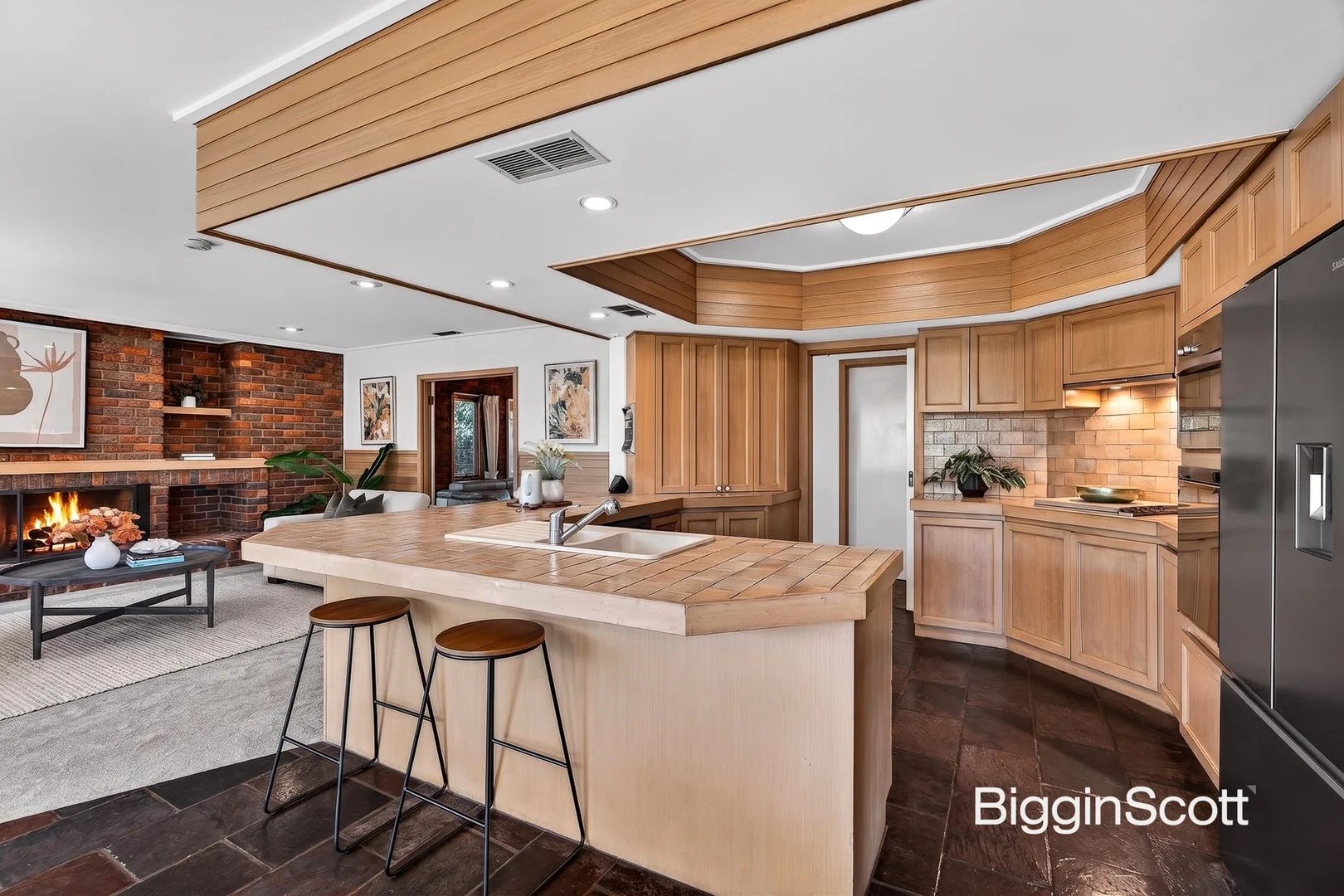 Additional image 4 of 1 Leanne Court, Doncaster East VIC 3109