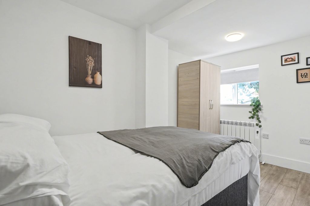 Additional image 9 of 5 bed flat for saleFive Flats, Abingdon Road, Oxford OX1