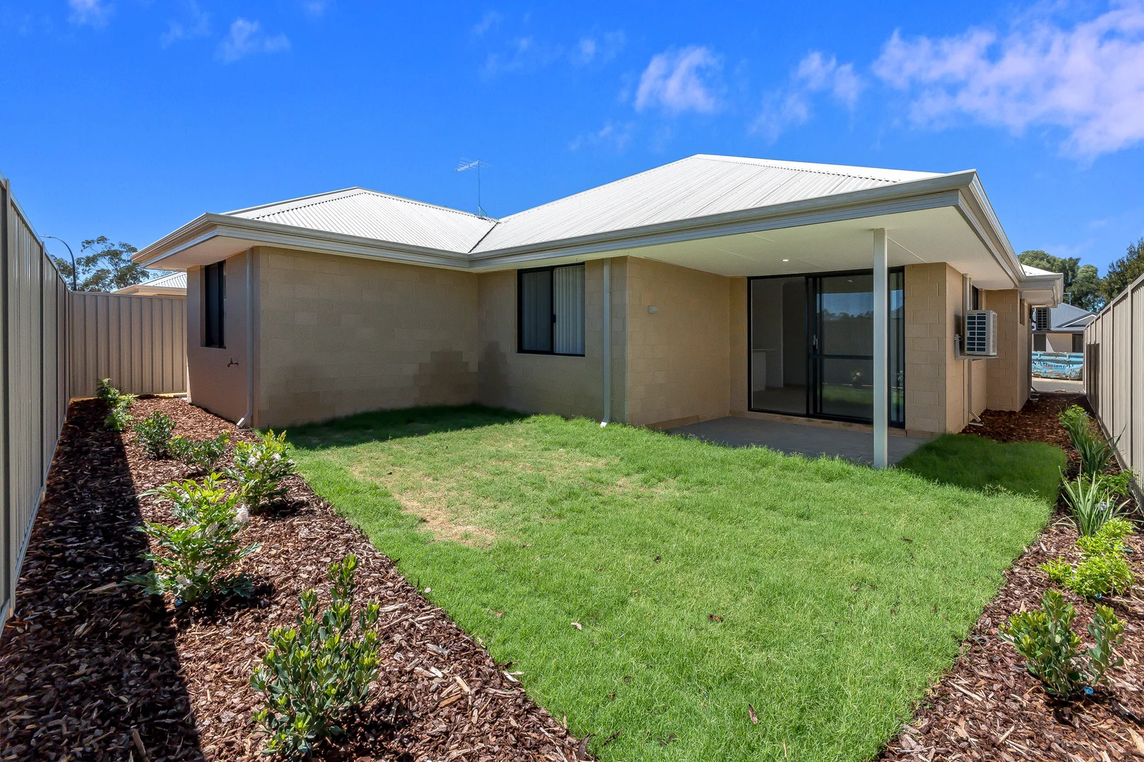 Additional image 3 of 26 Breakwater Grove, Champion Lakes WA 6111