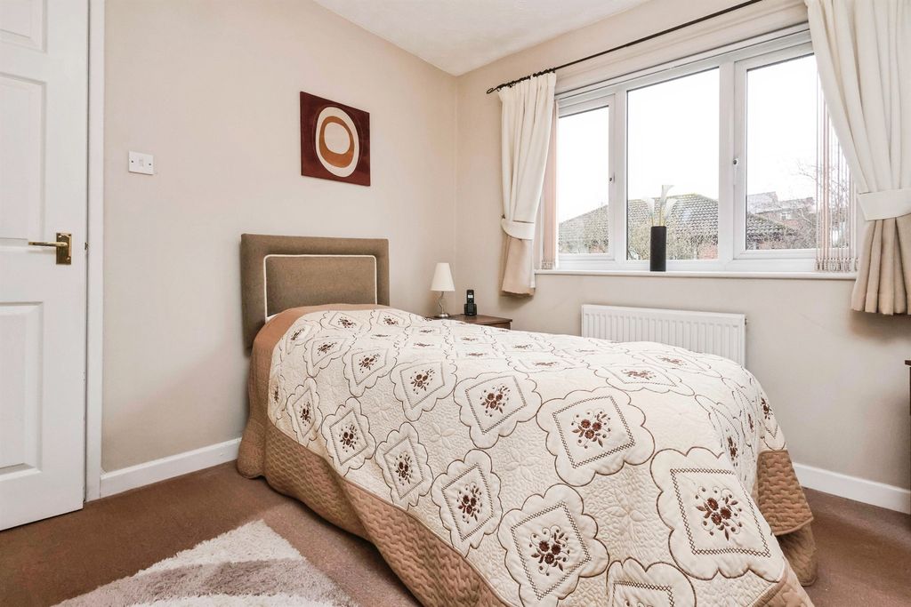 Additional image 10 of 2 bed flat for saleAlbion Street, Brierley Hill DY5