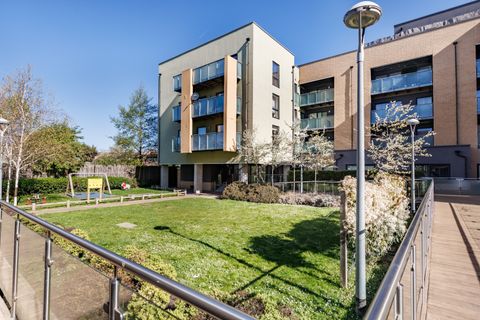 Scenix House, Chigwell Road, South Woodford E18