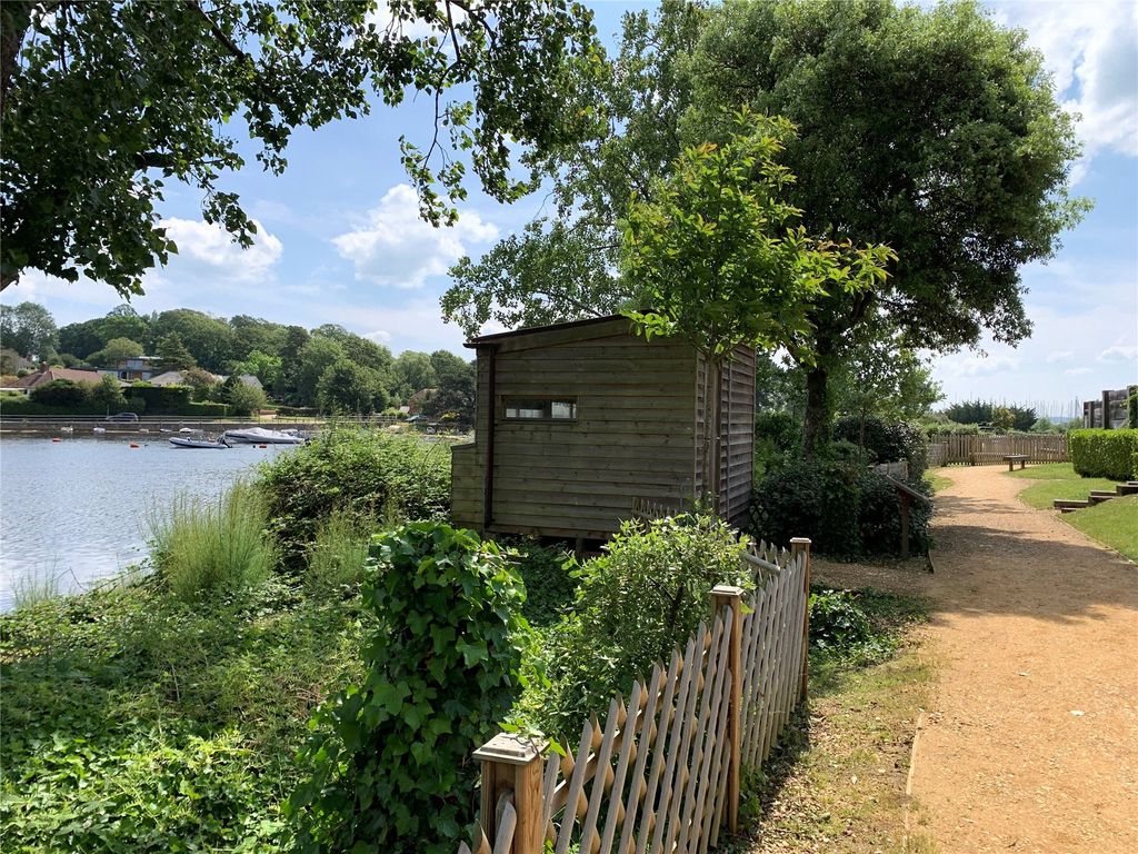 Additional image 8 of 2 bed flat for saleAlmansa Way, Lymington, Hampshire SO41