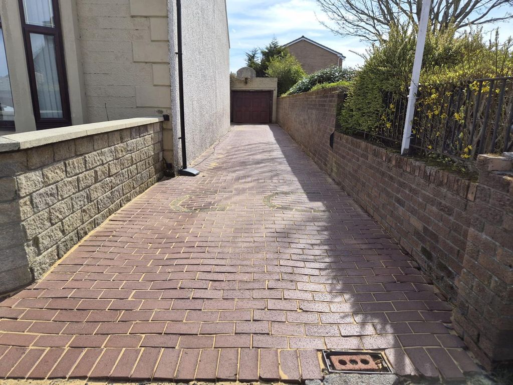 Additional image 26 of 5 bed semi-detached house for saleKirk Road, Wishaw ML2