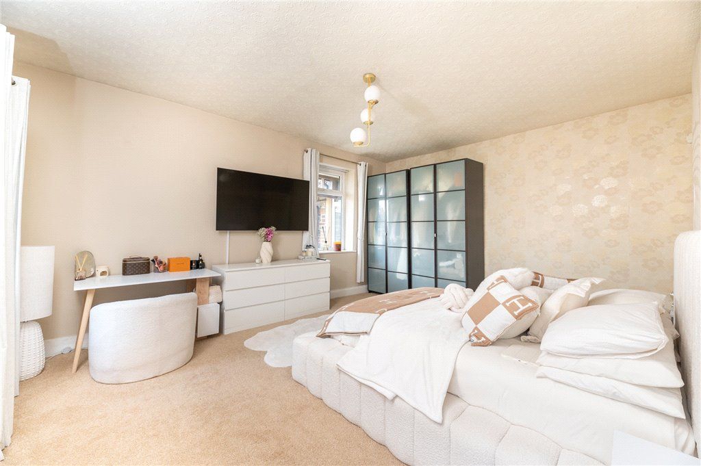Additional image 23 of 5 bed detached house for salePark Drive, Heaton, Bradford, West Yorkshire BD9