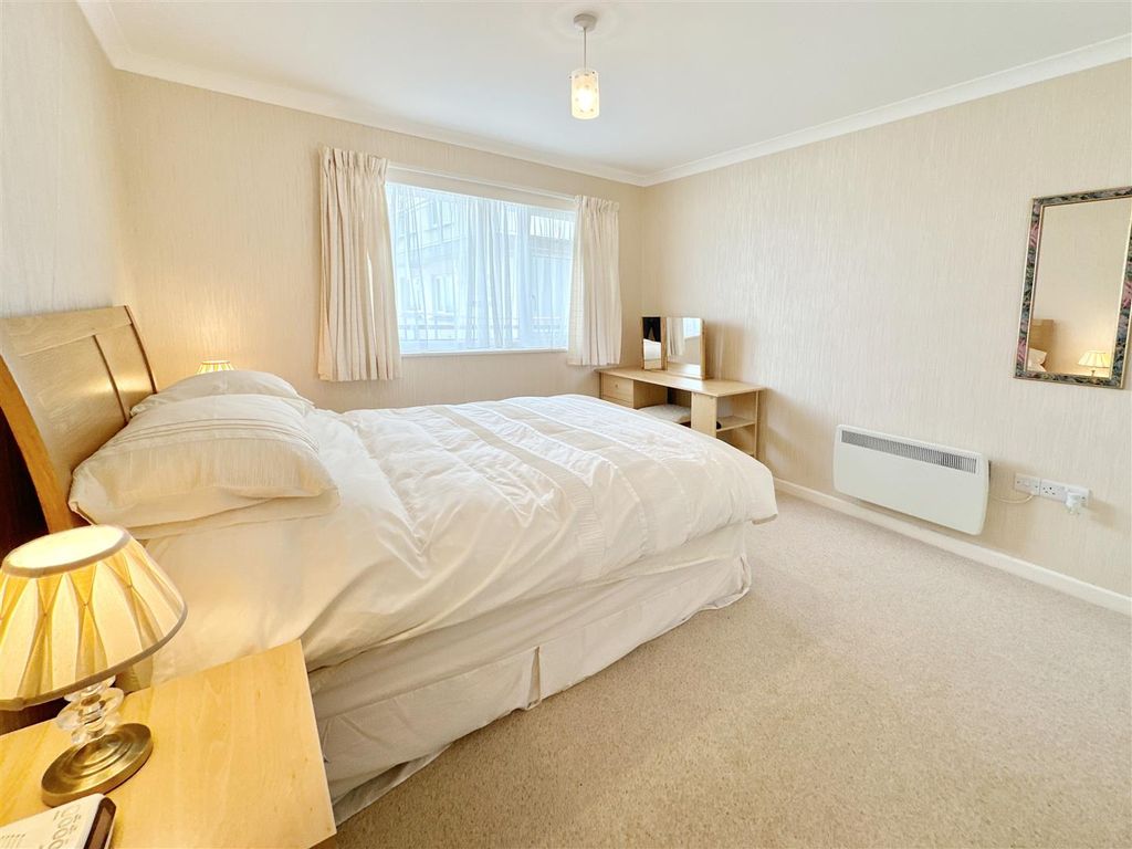 Additional image 6 of 2 bed flat for saleOvergang Road, Brixham TQ5