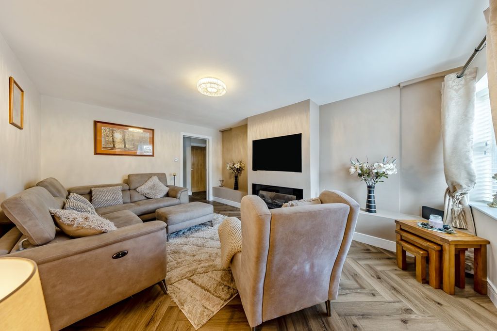 Additional image 2 of 3 bed detached bungalow for saleDaphne Road, Bryncoch, Neath SA10