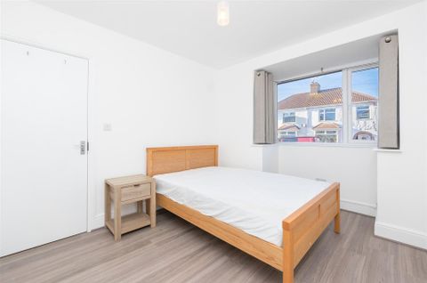 Coaley Road, Bristol BS11, Room to rent