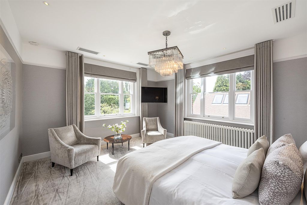 Additional image 7 of 6 bed detached house for saleHatching Green, Harpenden AL5
